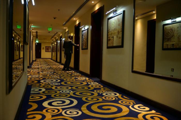 strato hotel by warwick