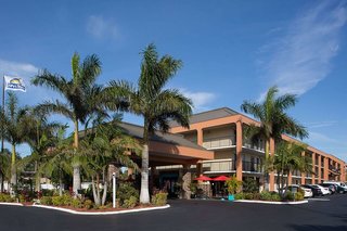 Days Inn By Wyndham Sarasota Bay,Near John And Mable Ringling Museum Of Art,3 star