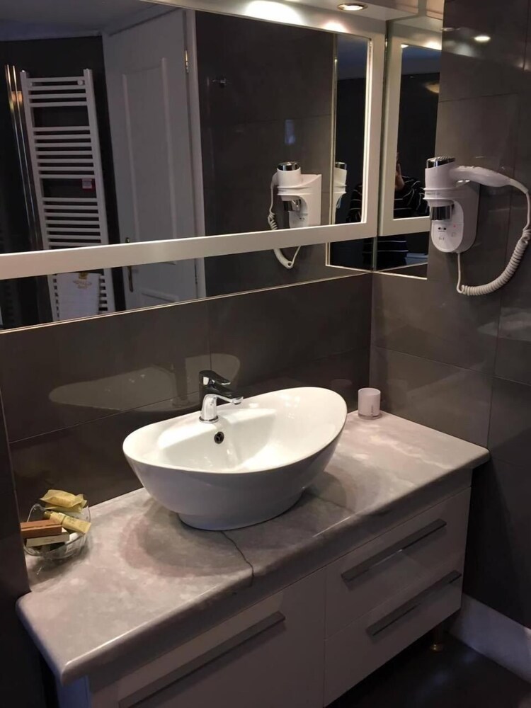 ellinon thea arachova
