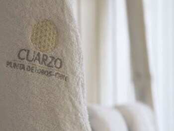 cuarzo lodge