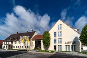 Hotel & Gasthof Lowen,Baden-Württemberg>>Neu-Ulm,4 star