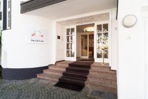 Hotel Villa Im Park,Dusseldorf International Airport>>Dusseldorf,3 star