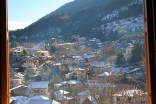 To Balcony Tis Agorianis,Central Greece>>Arachova,2 star
