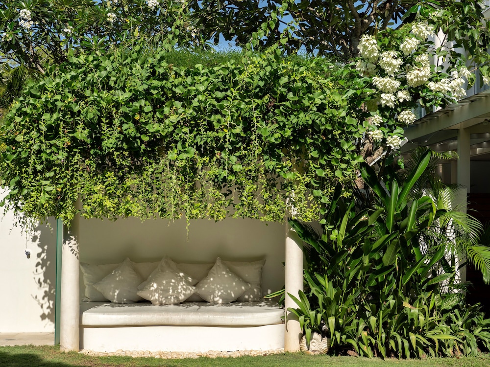 eden the residence at the sea seminyak