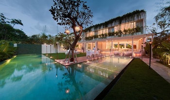 eden the residence at the sea seminyak