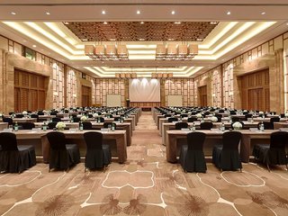 Pullman Danang Beach Resort,Ngu Hành Son>>Da Nang,5 star