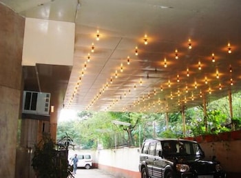 host inn mumbai airport