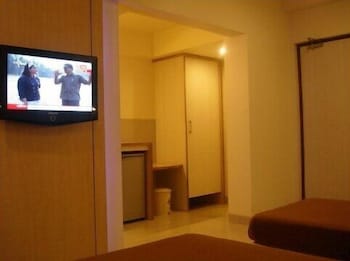 host inn mumbai airport