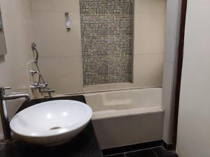 host inn mumbai airport