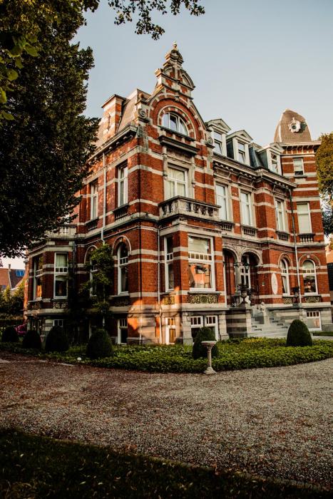 t kasteel en t koetshuys