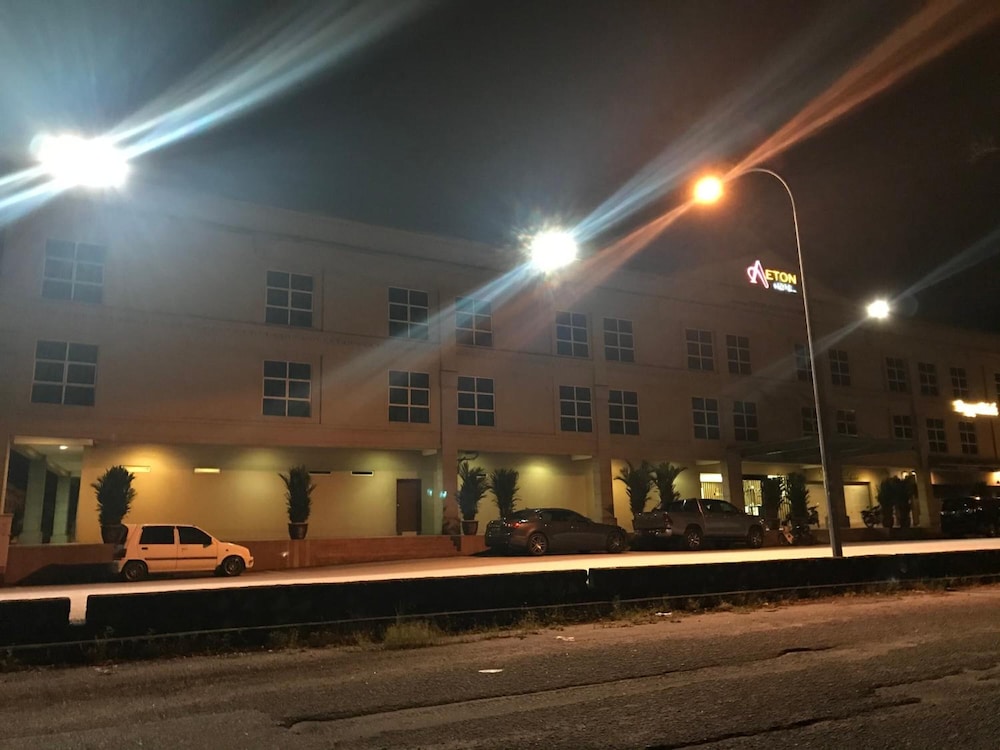 aeton hotel