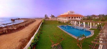 the bungalow on the beach tranquebar