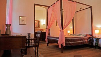 the bungalow on the beach tranquebar