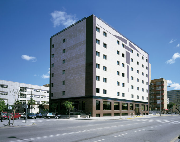 occidental sevilla viapol