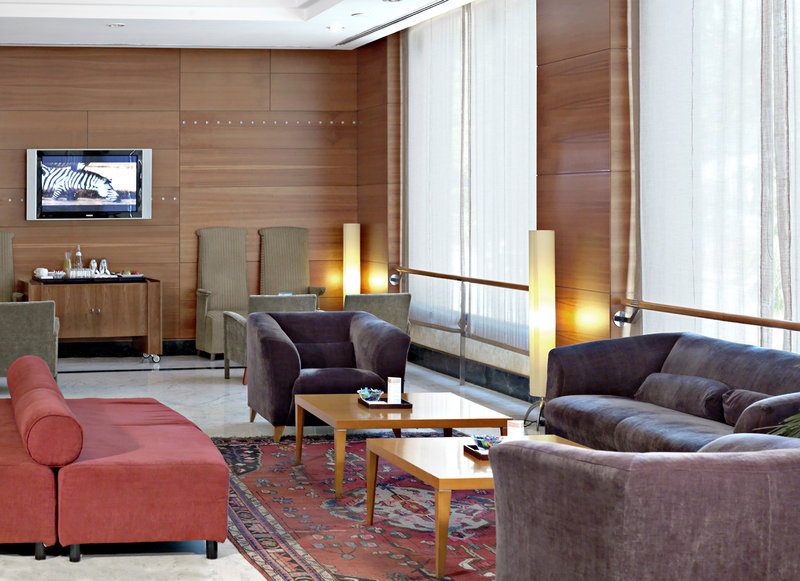 occidental sevilla viapol