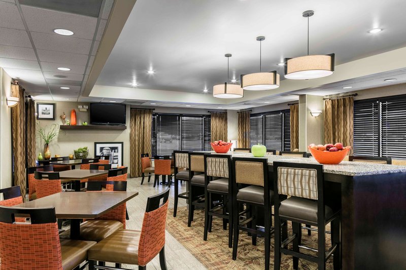 hampton inn kansas city shawnee mission