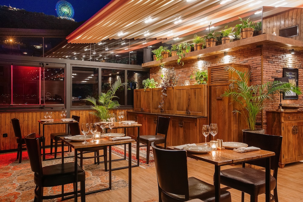 urban boutique hotel