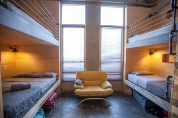 podshare hostel