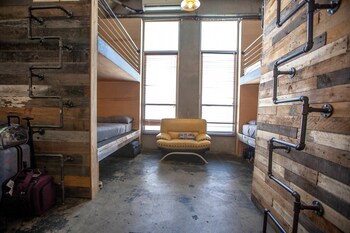 podshare hostel