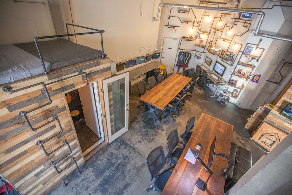 podshare hostel