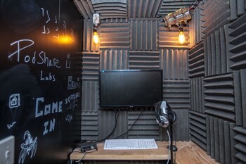 podshare hostel