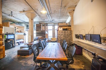podshare hostel