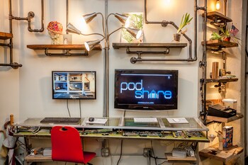 podshare hostel