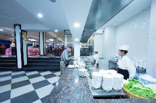 smiling hotel
