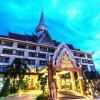 smiling hotel