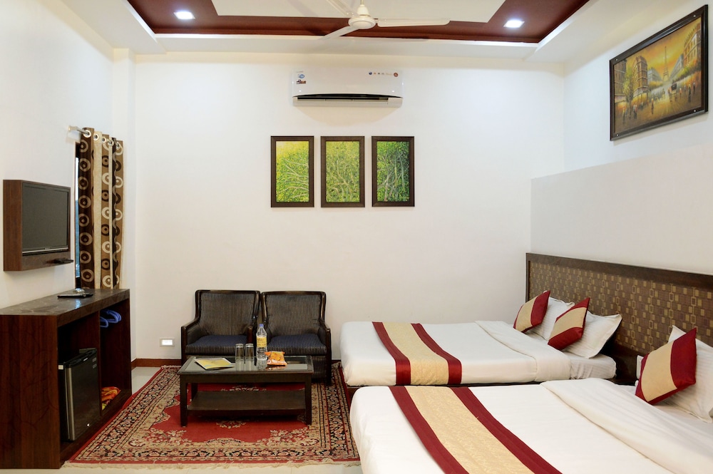 hotel abu grand