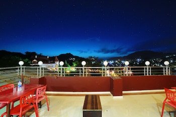 hotel abu grand