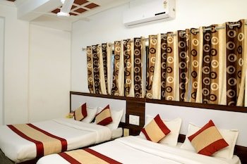 hotel abu grand