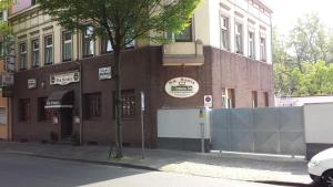 Am Kamin,Essen>>Duisburg,2 star