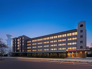 hilton garden inn beijing asian games village