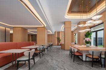 hilton garden inn beijing asian games village