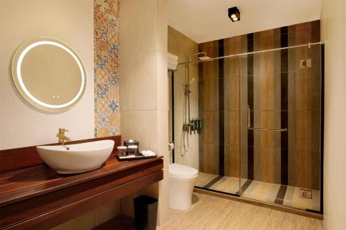 hilton garden inn kota kinabalu tuaran