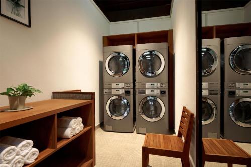hilton garden inn kota kinabalu tuaran