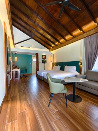 hilton garden inn kota kinabalu tuaran