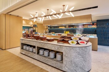 Hilton Garden Inn Guangzhou Tianhe Fenghuang,,4 star