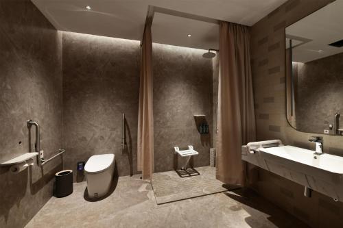 hilton garden inn zhoukou chuanhui