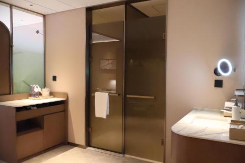 hilton garden inn zhoukou chuanhui