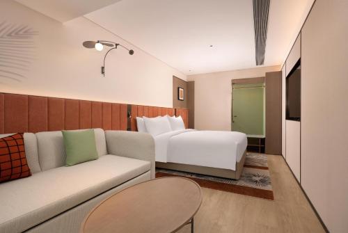 hilton garden inn chengdu huaxi wuhou shrine