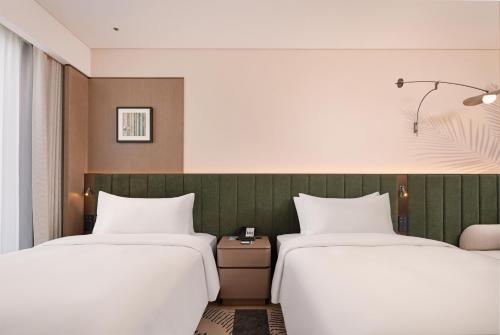 hilton garden inn chengdu huaxi wuhou shrine