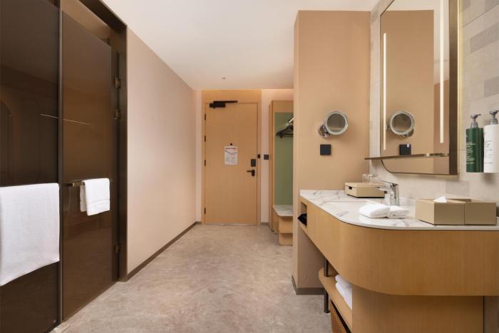 hilton garden inn huangshi dinosaur wonderland