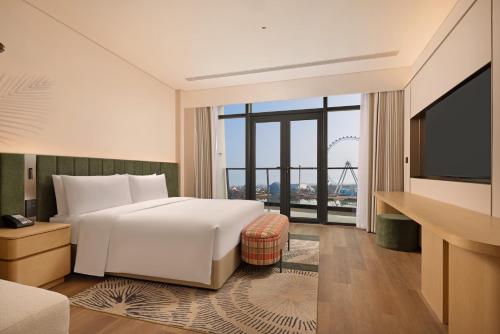 hilton garden inn huangshi dinosaur wonderland