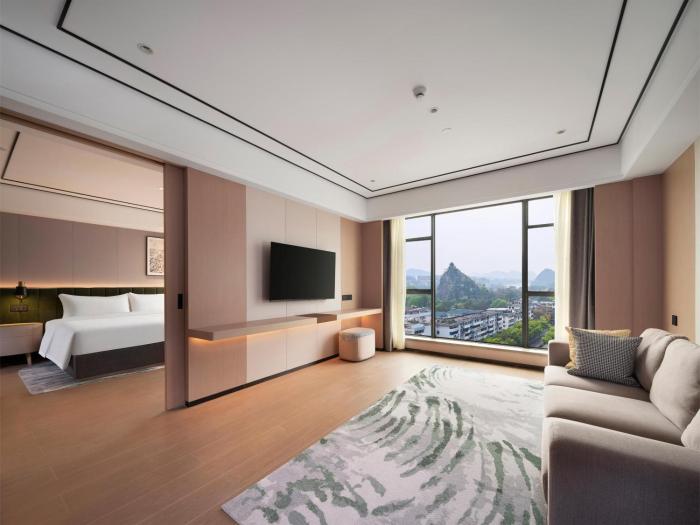hilton garden inn guilin diecai li river