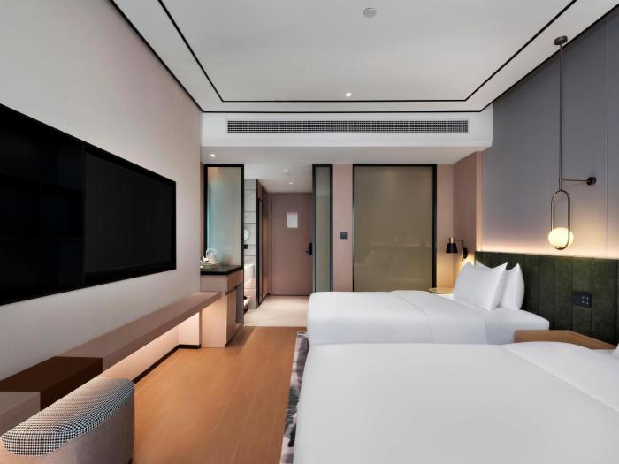 hilton garden inn guilin diecai li river