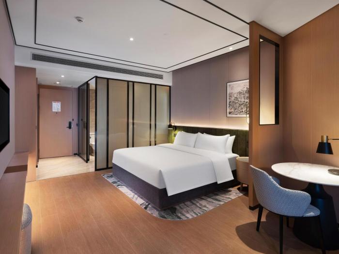 hilton garden inn guilin diecai li river