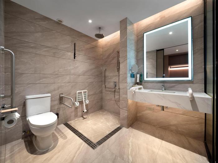 hilton garden inn guilin diecai li river