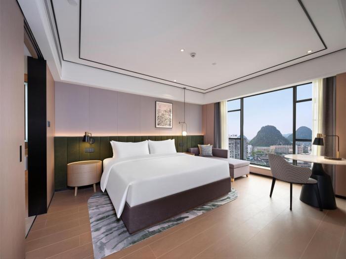 hilton garden inn guilin diecai li river